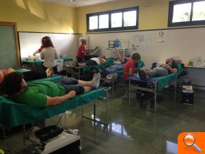 Donación de Sangre el jueves 18 de febrero  en el Consultorio de Salud de Pinar de Garaita